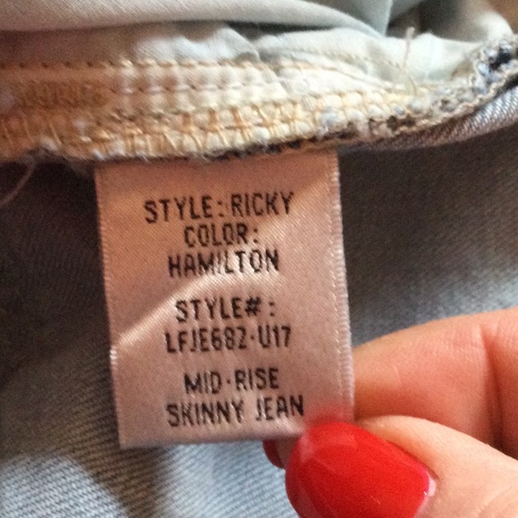 Lovers + Friends Ricky Mid Rise Skinny Jeans in Hamilton Wash - Picture 9 of 10